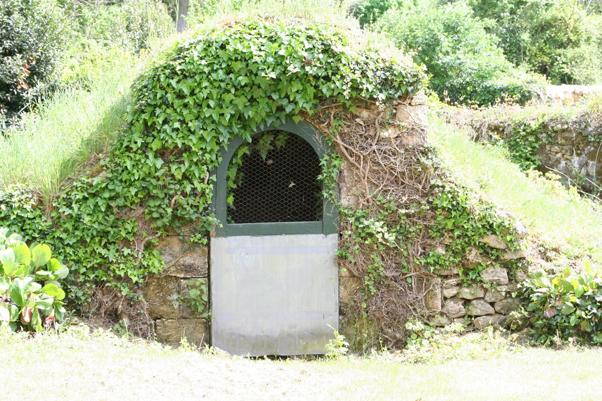 Glaciere du chateau bellefo